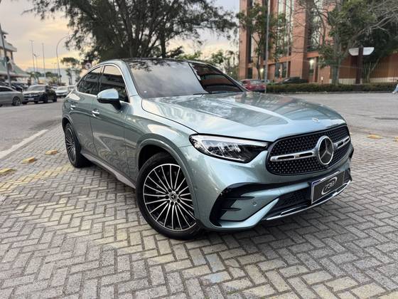 MERCEDES-BENZ GLC 300 2.0 MHEV AMG LINE COUPÉ 4MATIC 9G-TRONIC MERCEDES-BENZ GLC 300 2.0 MHEV AMG LINE COUPÉ 4MATIC 9G-TRONIC